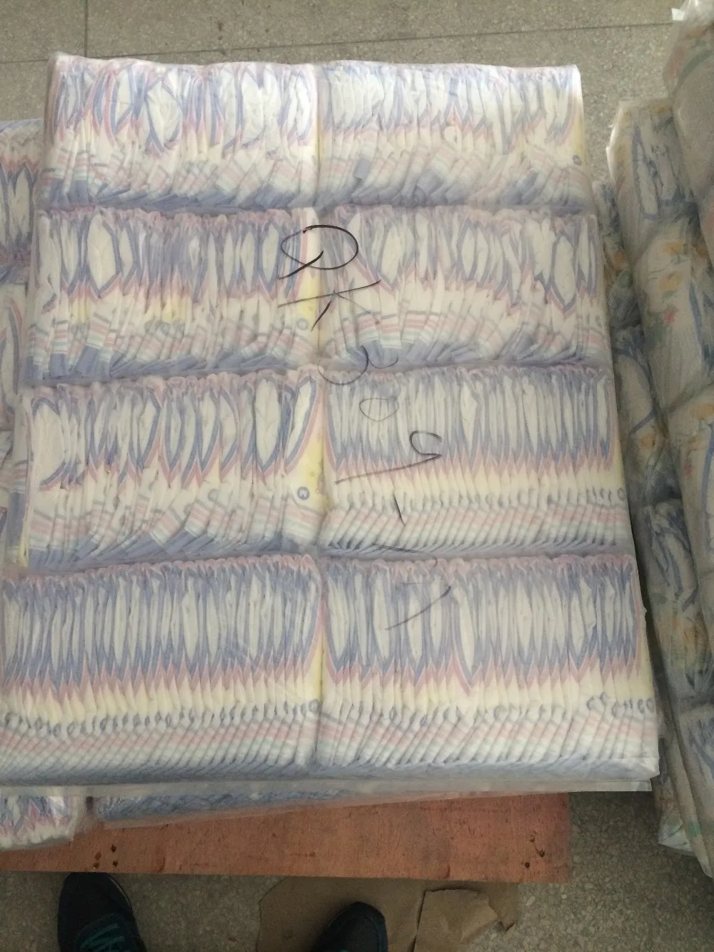 Chiaus High Quality Disposable B Grade Baby Diapers Wholesale In Store