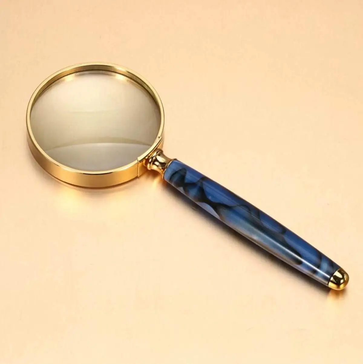 Увеличительное стекло. Magnifier Glass a808. Лупа. Стильная лупа. Первое увеличительное стекло.