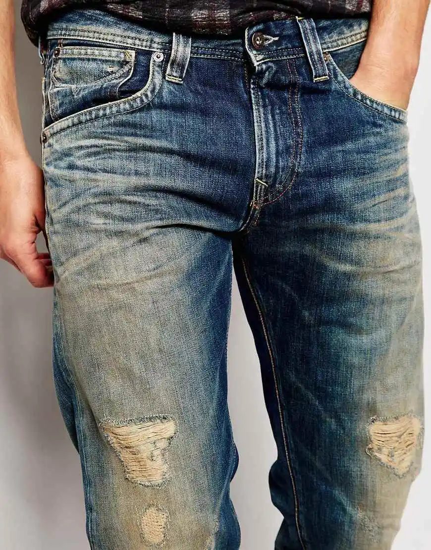 Джинсы грязного цвета. Потертые джинсы. Потертые джинсы мужские. Джинсы с эффектом потертости мужские. Джинсы мужские грязные.