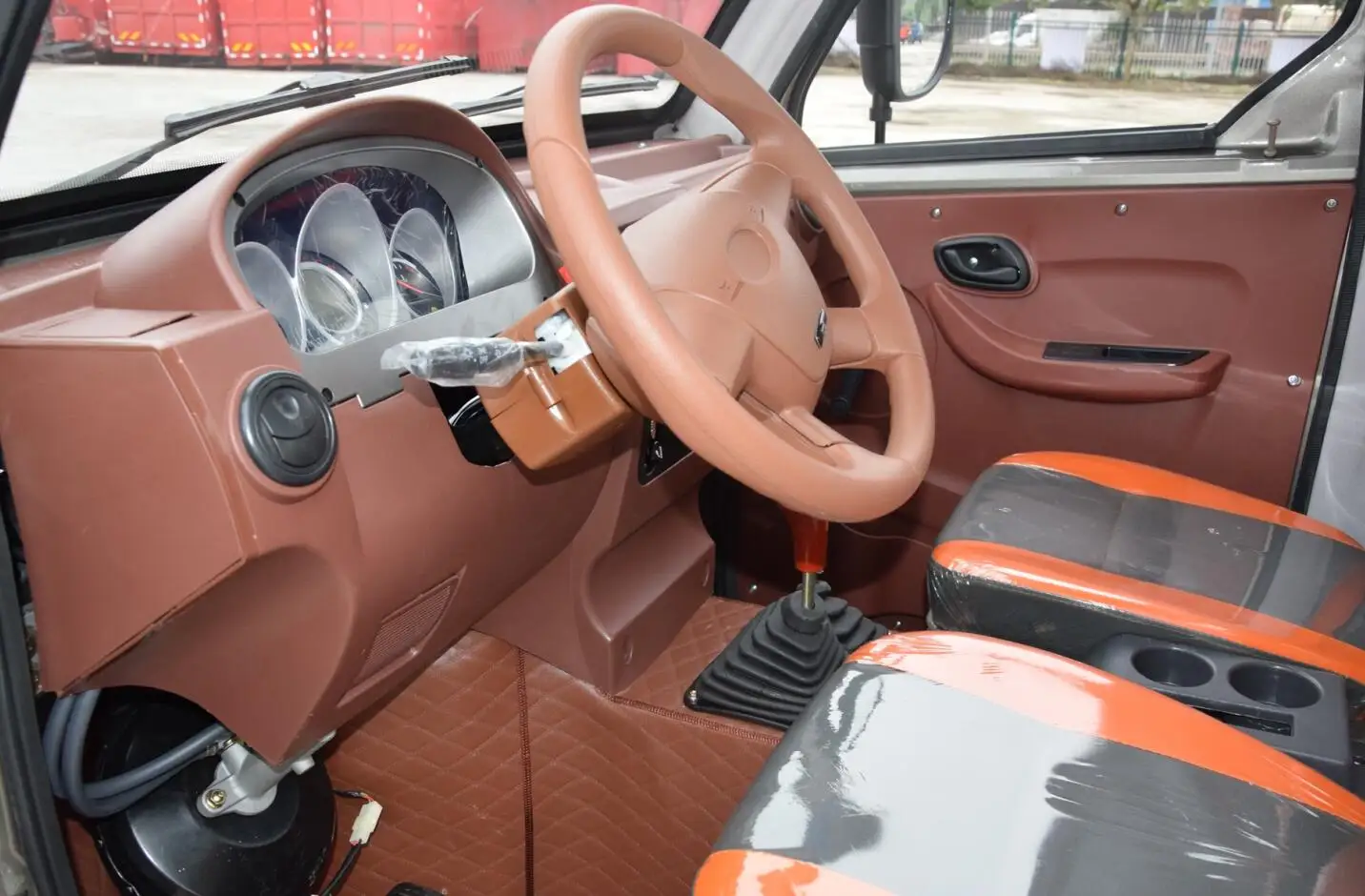 1000cc cargo tricycle (5).jpg