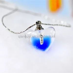 Women Favorites Heart Shaped Noble Colors Aroma Necklace Perfume Essential Oil Necklace Pendant Factory Supply