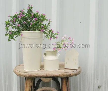 French Country Vintage Style Rustic Metal Garden Decor Bucket Centerpiece Vase Flower Holder French Country Vintage Style Rustic Metal Garden Decor Bucket Centerpiece Vase Flower Holder
