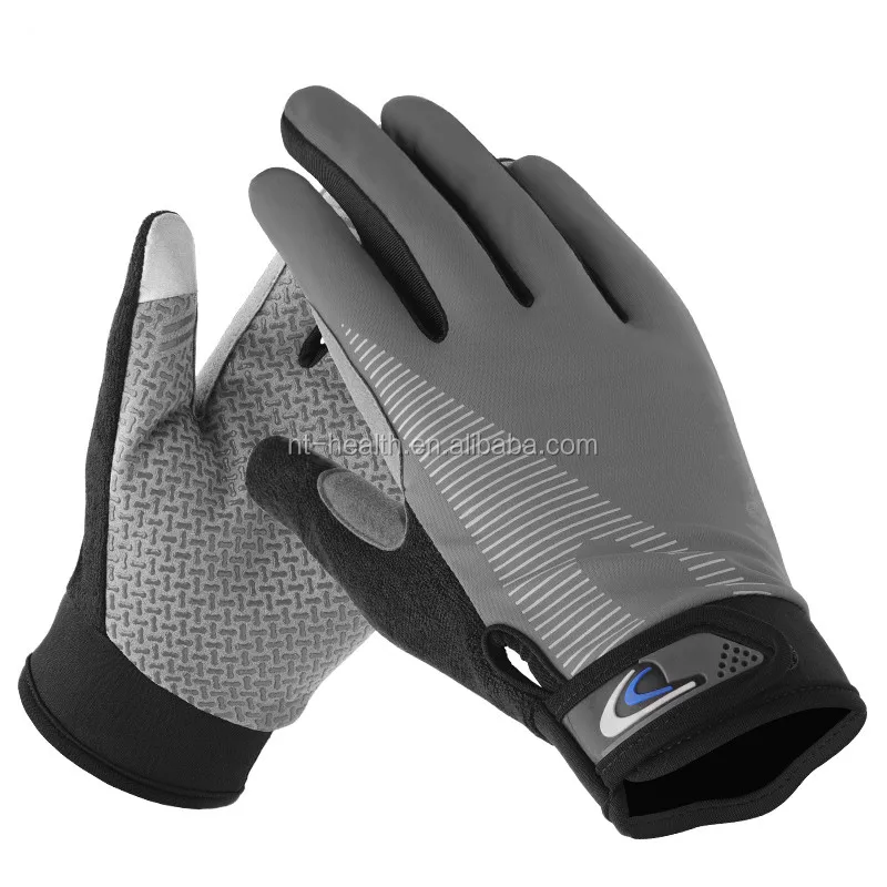 sport gloves (2).jpg