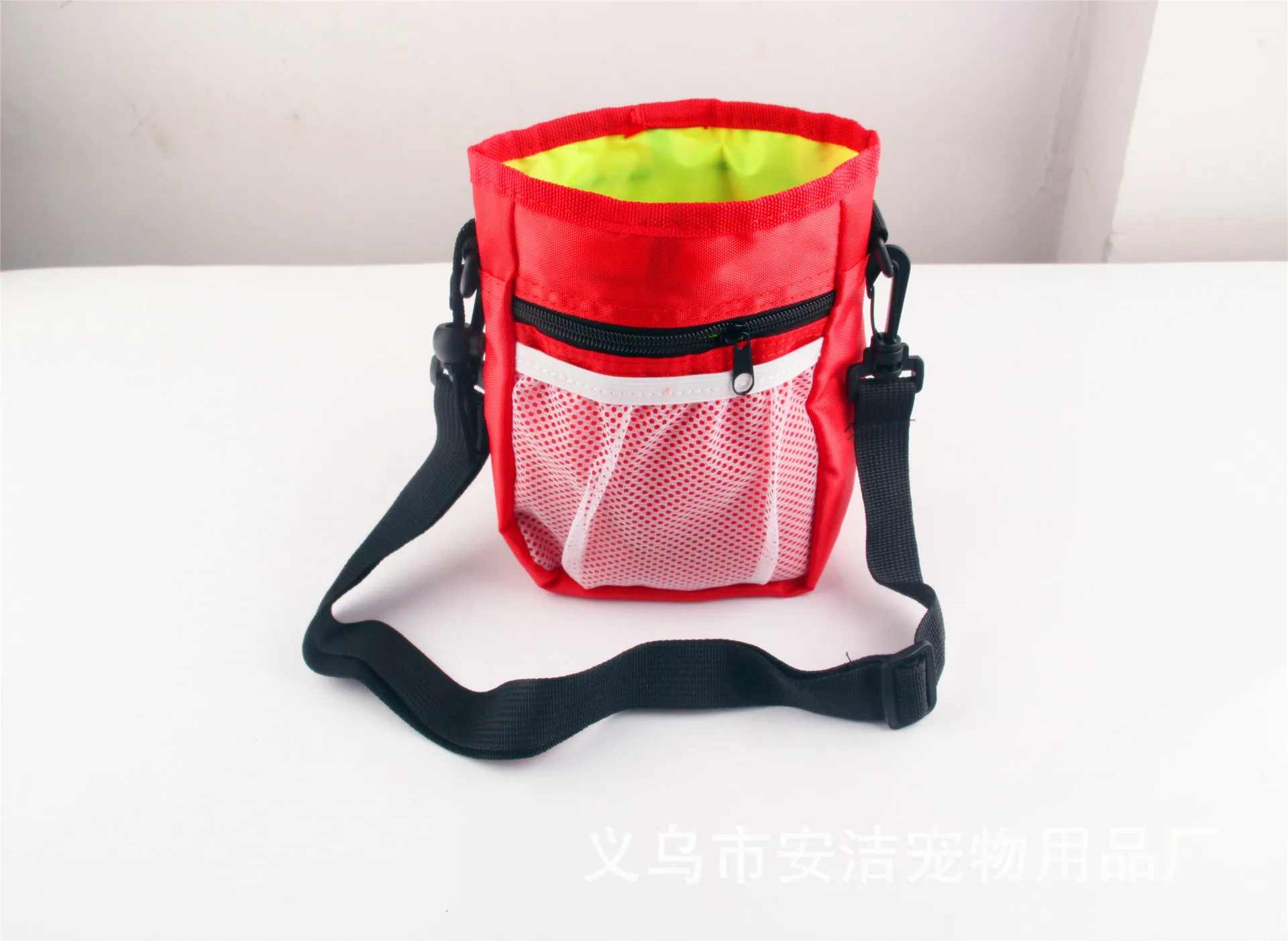 portable reptile carrier