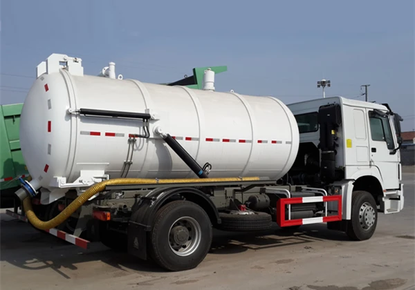 10cbmvacuumtruckhoow-4.jpg