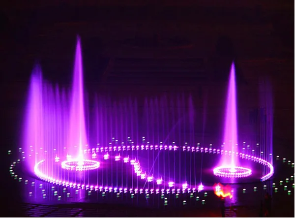 color music fountain .jpg