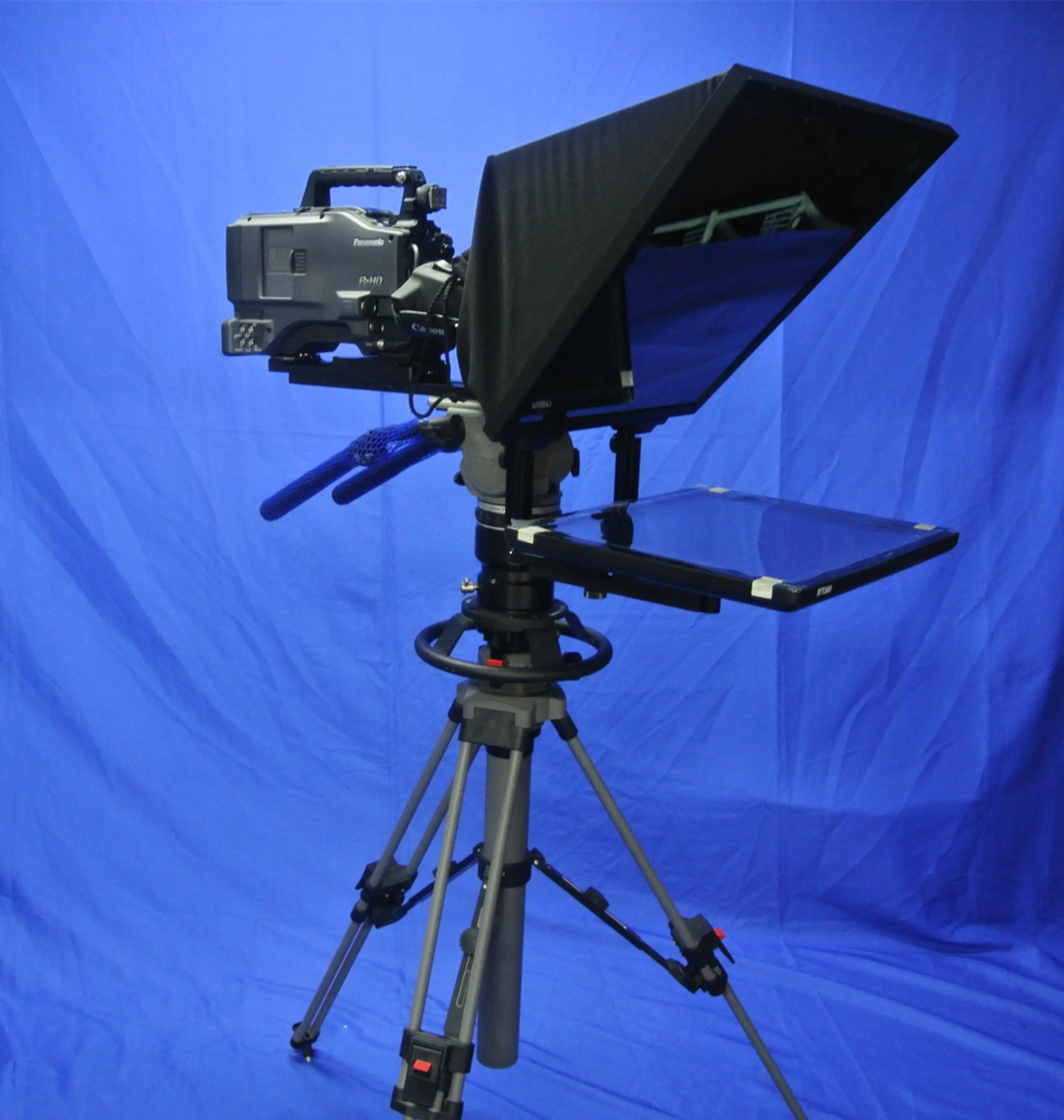 teleprompter with monitor
