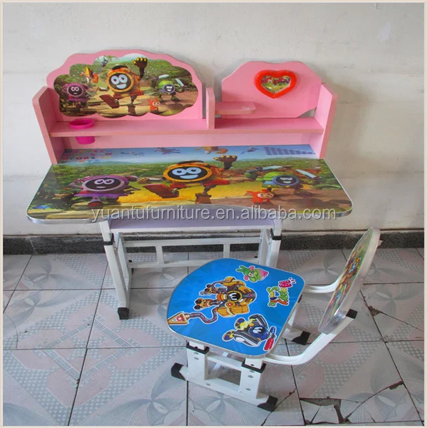 kids table and chair.jpg
