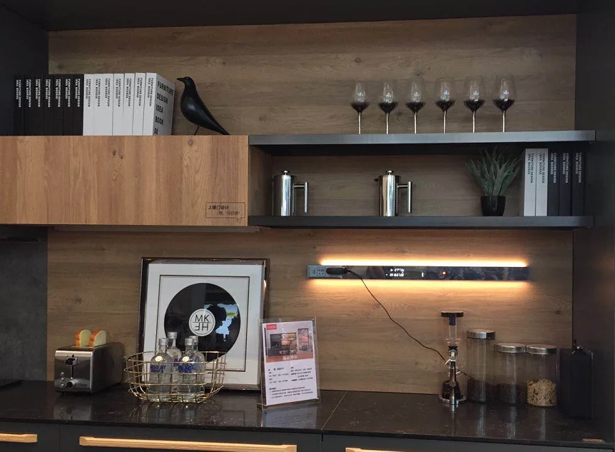 Luz Led De Alto Voltaje Para Armario Con Colgador,Patente Mozartlux