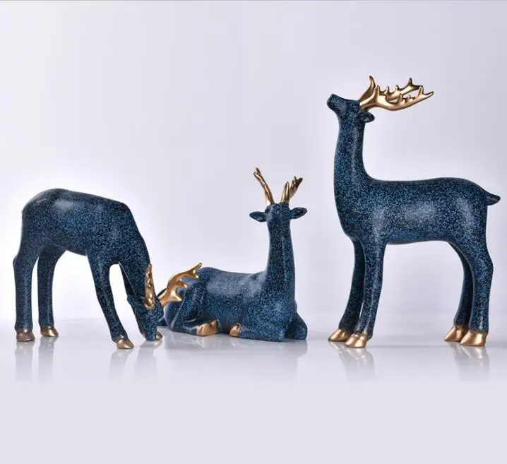 resin reindeer statue