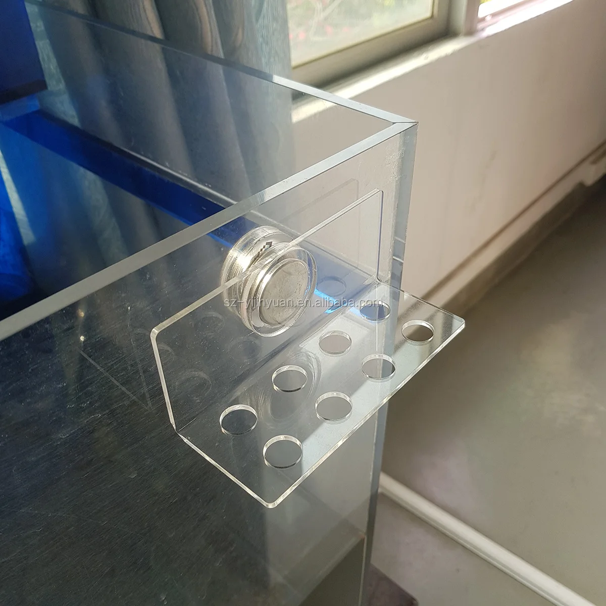 Customized Coral Frag Acrylic Rack With Aquarium Accessories