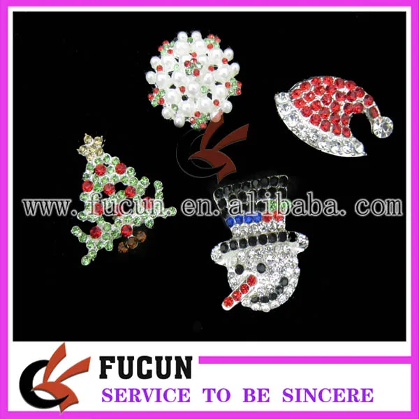 christmas brooch.jpg