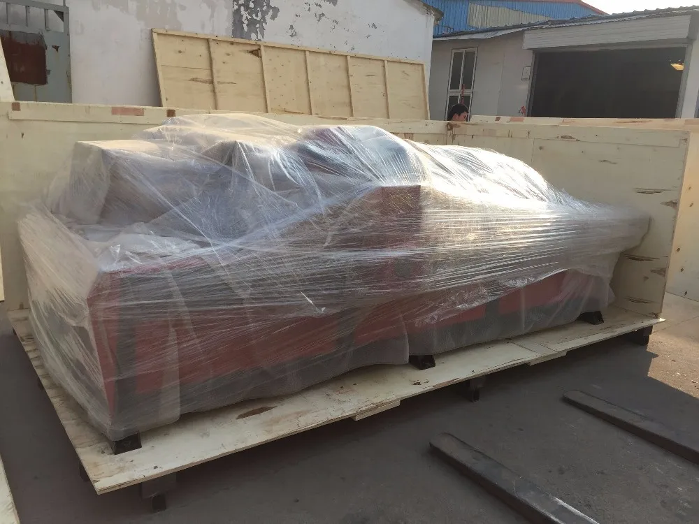 Cnc Plasma Cutting Machine China With Thc 1325 1300x2500mm