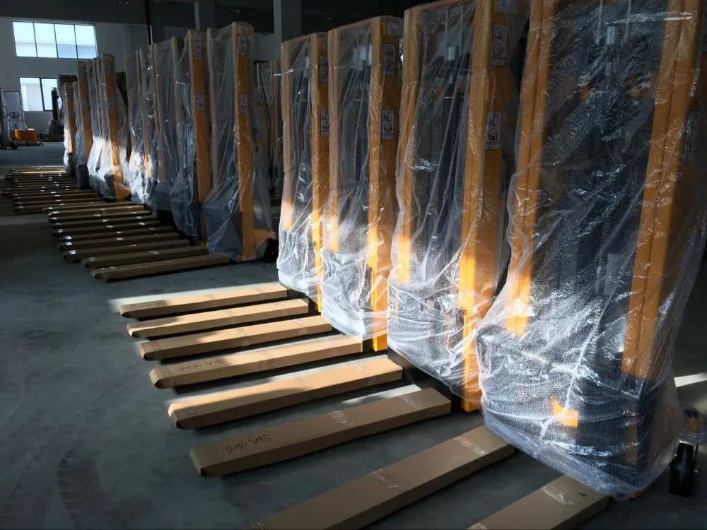 Small Type Manual Semi Electric Forklift Stacker Price 1 Ton For Sale