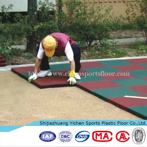 Poured Rubber Flooring for Playgrounds | AAA State of Play