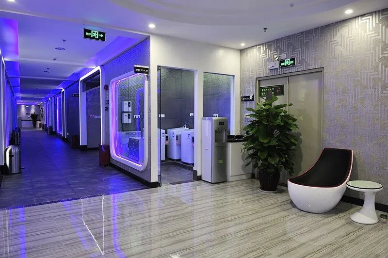 advanced morden design furniture hostel bed room sets with white safe and wentilate capsule bed.jpg