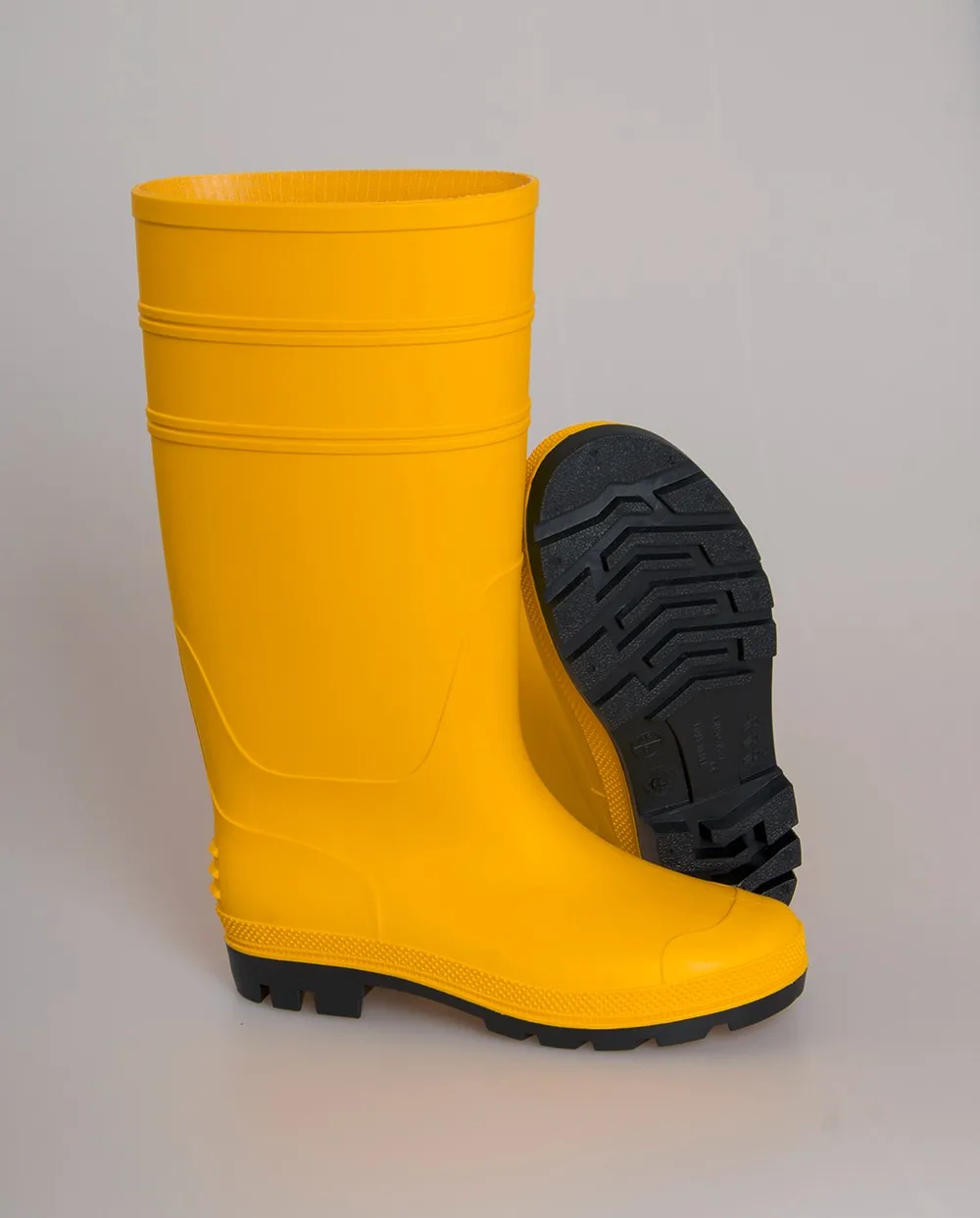 防水pvc 高胶靴,安全塑料雨靴,工作场所的安全靴