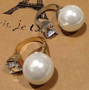cool pearl rings