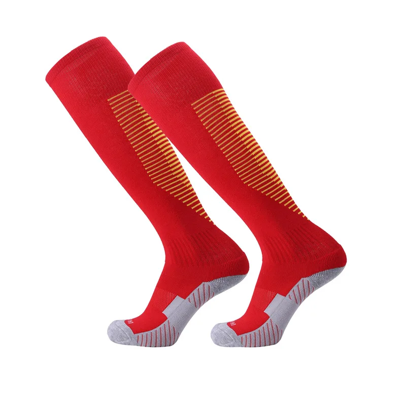 Детские спортивные носки. Высокие носки для фитнеса. Носки Football Socks. Football Red Socks. Football Socks.