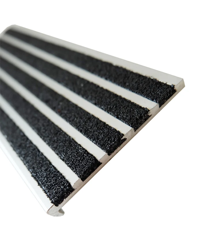 High Quality Black Aluminum Carborundum Insert Stair Nosing With Carborundum Insert Buy