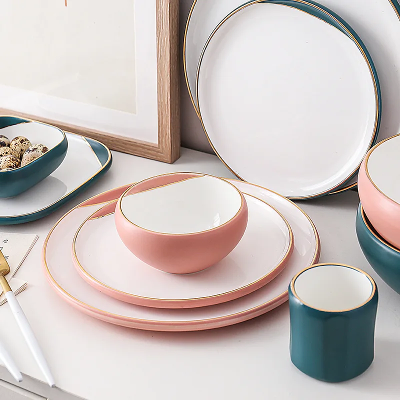 American Luxury Unique Design Wedding Tableware Sets Glazed Porcelain Matt Pink and Green Ceramic Dinner Set