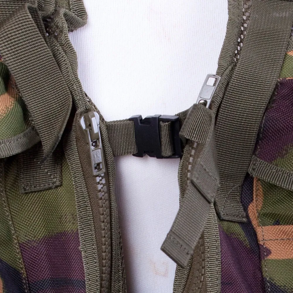 The Versatile Military Gear Tactical Vest Used For Military Purposes
