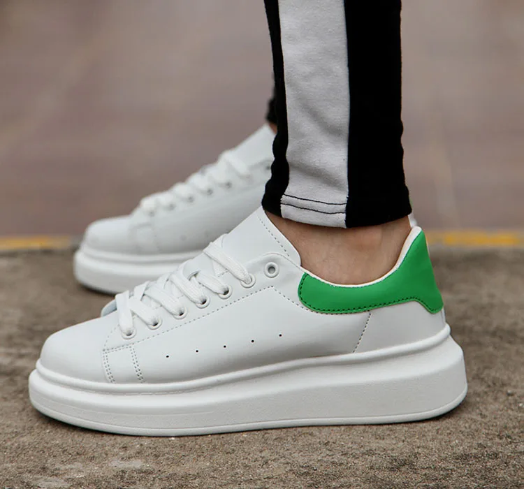 simple skateboard shoes