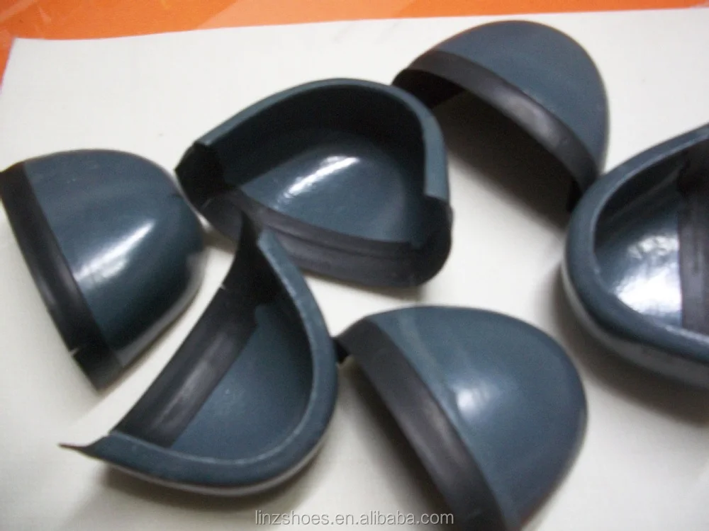 Removable steel toe cap for safety shoes