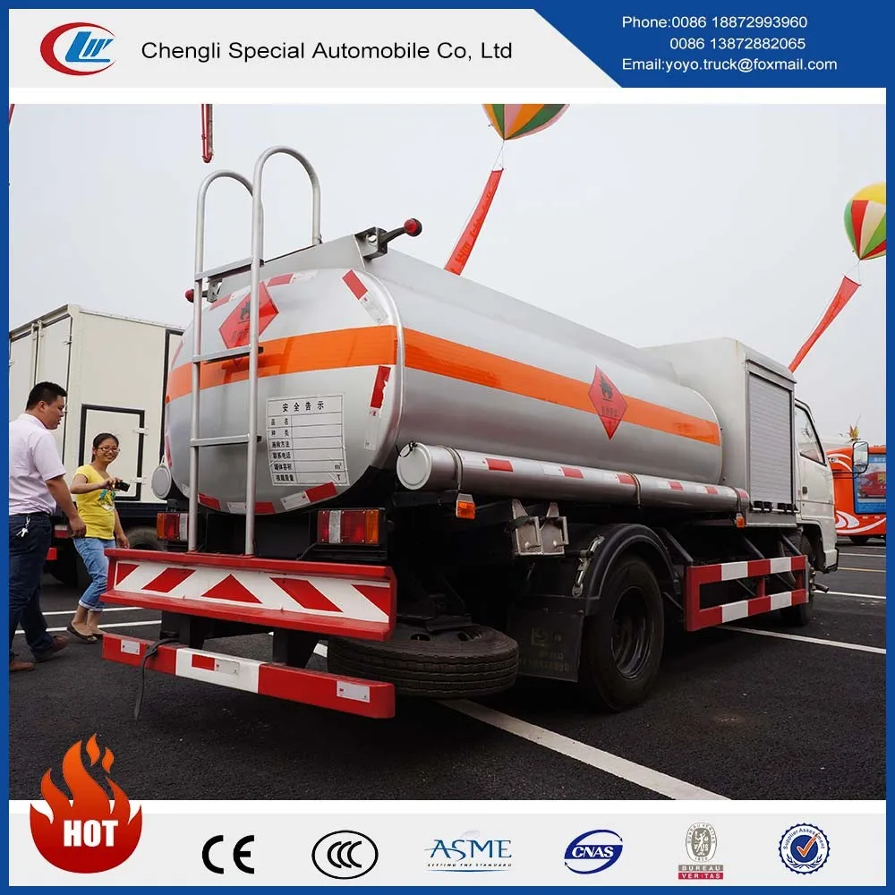 Gasoline Gas Delivery Truck Jmc 3200l Oil Transport Vehicle Aviation