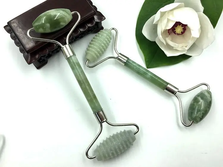 jade facial massage