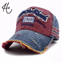 Kvalitní baseballová čepice snapback v retro stylu