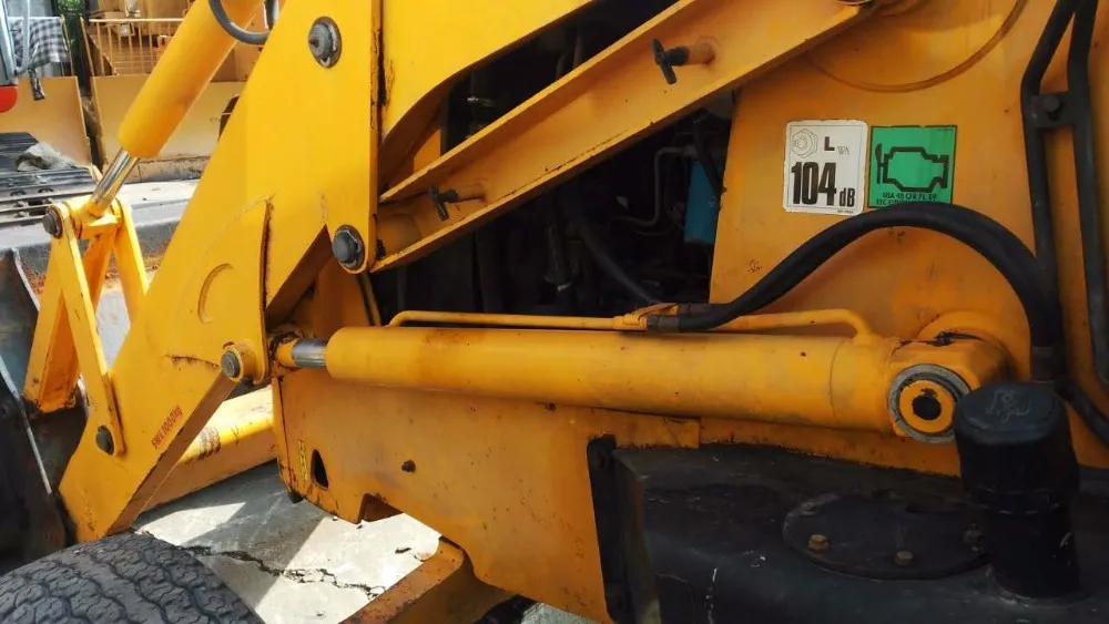 United Kingdom Jcb 3cx With Hydraulic Quartering Hammer And Excavator Bucket Buy United