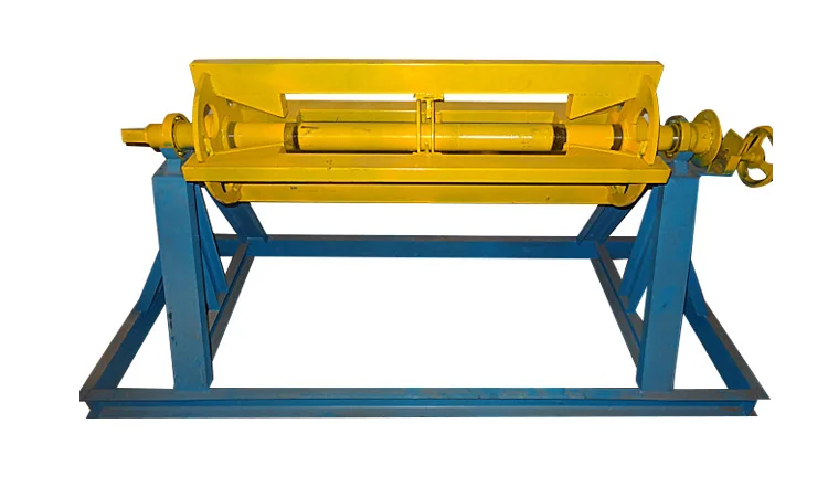 钣金开卷机 2.最大轴承重量: 6 吨 3.内径: 450-700毫米 4.