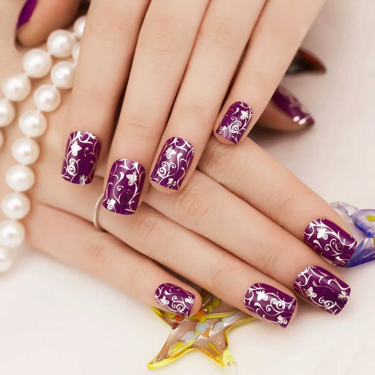 2019 year look- Silver and purple french nails photo 2019 year style- Silver and purple french nails photo