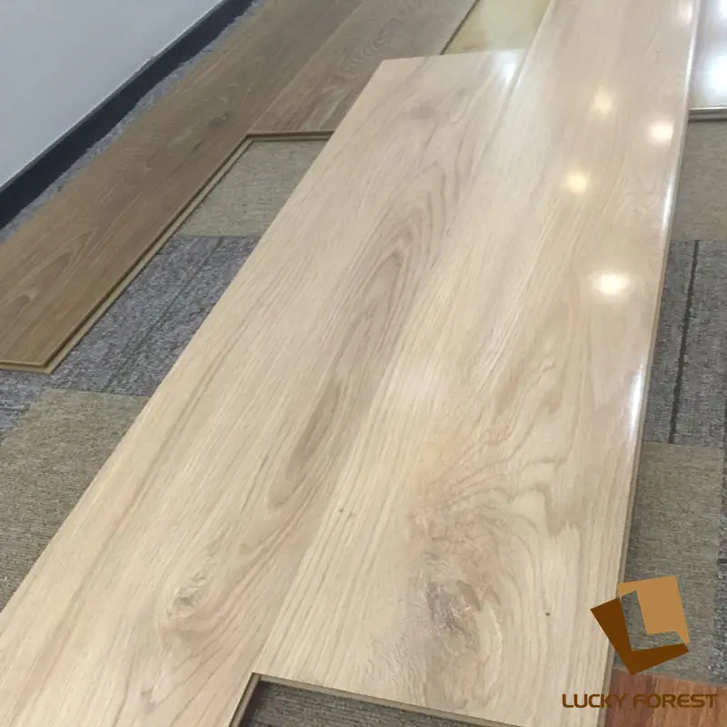 High Quality Price Diamond Living Laminate Flooring 8mm Ac3 Laminate Flooring 8mm Ac3
