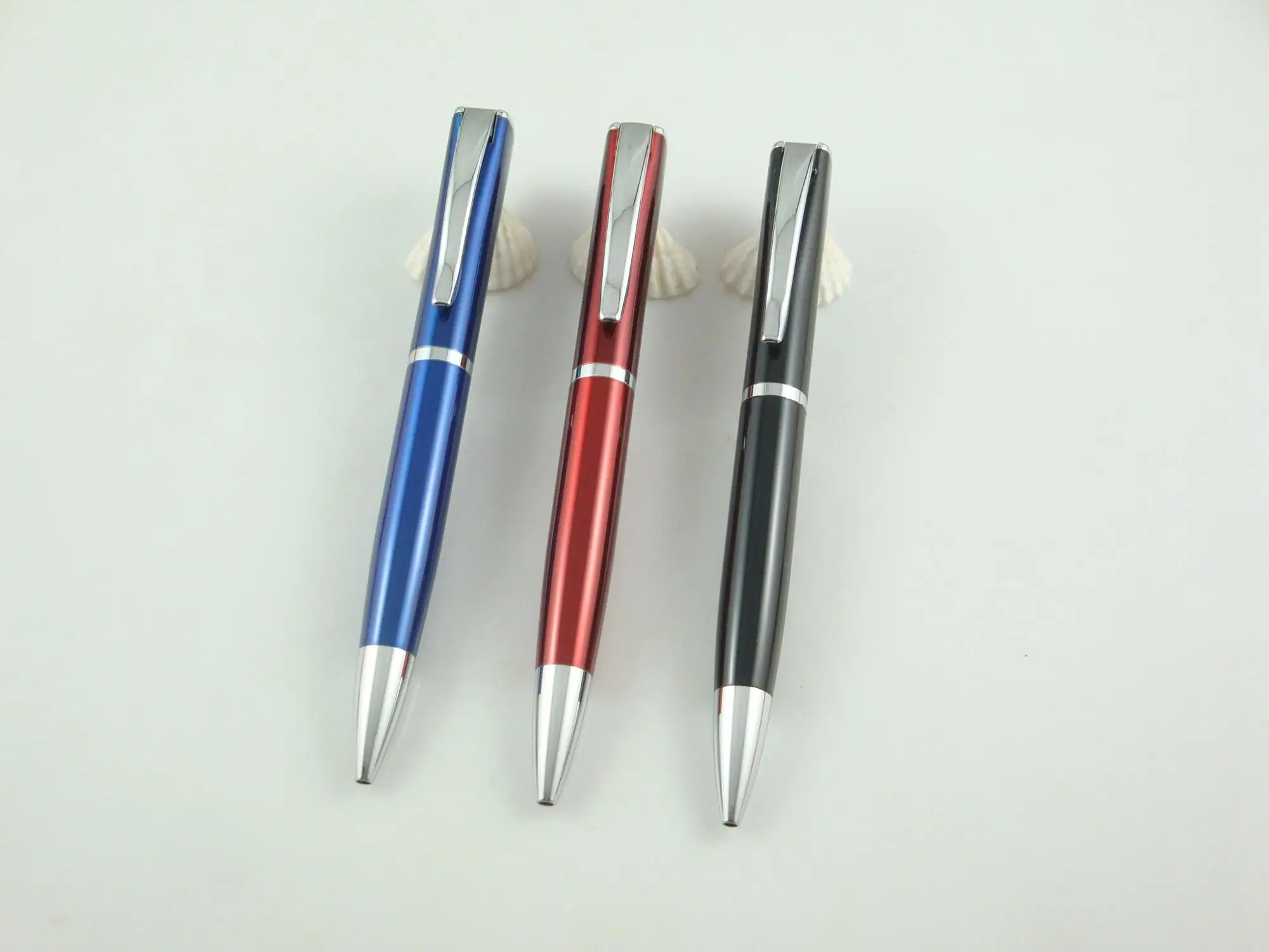 small quantity personalized pens