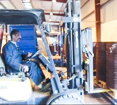 Automatic Electric Visual Type Pallet Filling Machine for Beverage & Chemicals with 220V 415V 440V Power Options