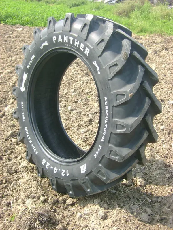 Agriculture-Farm-Tractor-Tyres-12-4-28.jpg