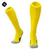 /product-detail/high-quality-wholesale-custom-non-slip-men-compression-soccer-socks-60772863571.html