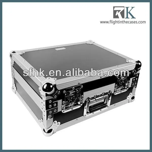 turntable coffin dj flight cases.jpg