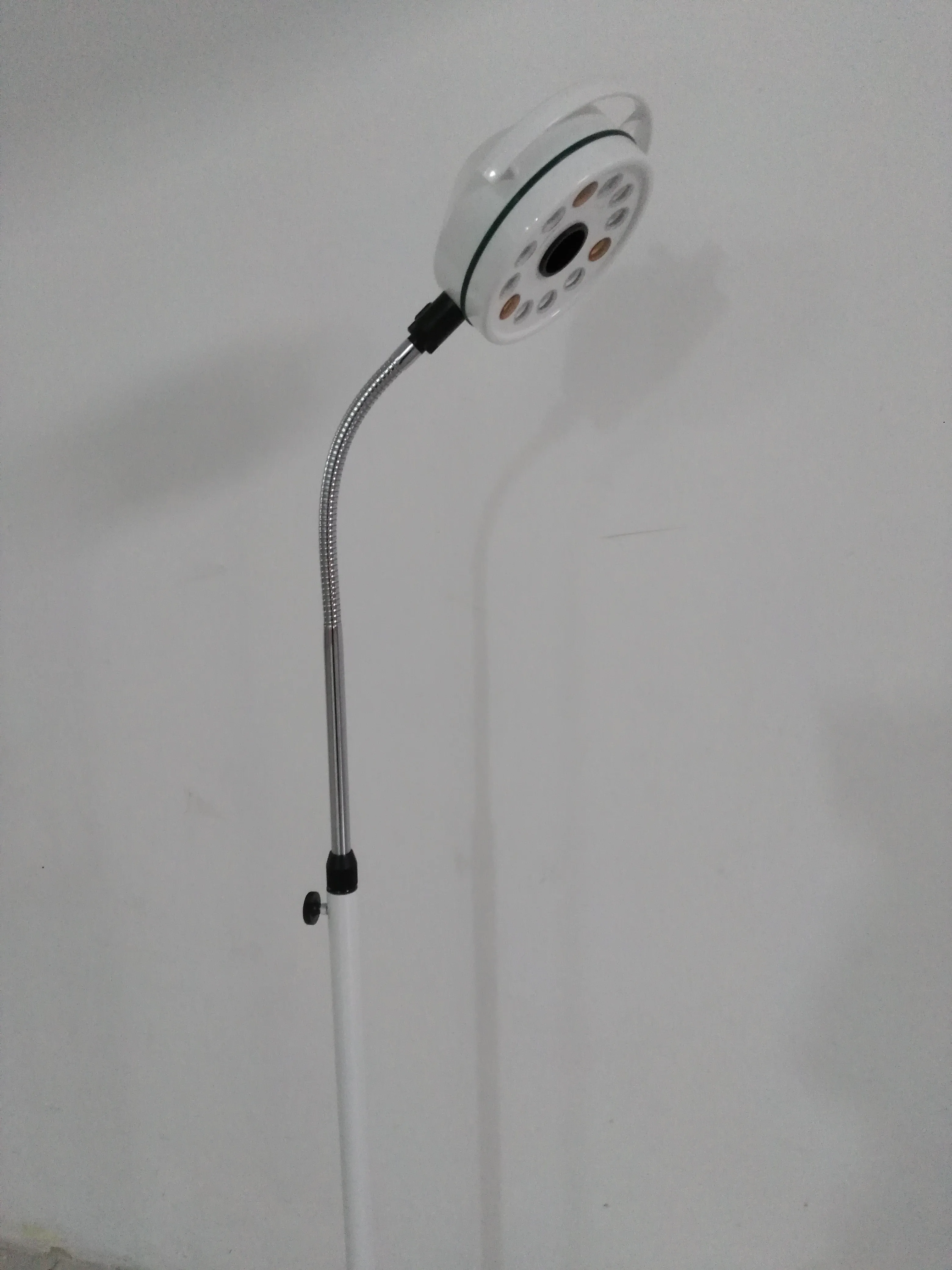 Hospital surgical led mobile examination lamp