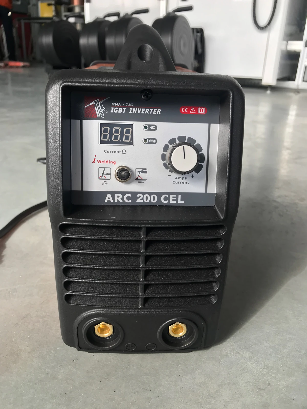 ARC-200CEL-3.jpg