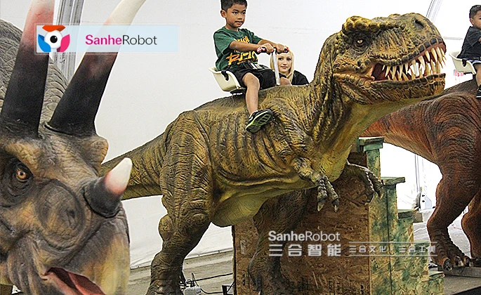 侏罗纪公园动物恐龙骑娱乐