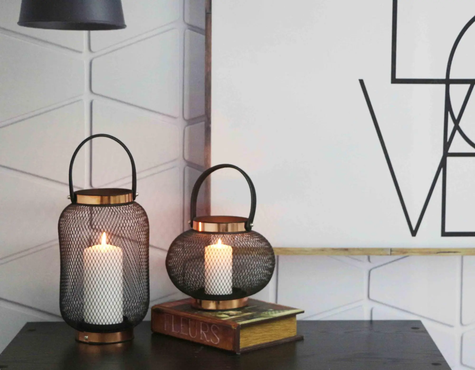 Wholesale Matt Black Metal Mesh Hanging Decorative Moroccan Lantern