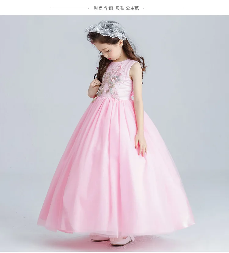 modelo de vestido longo para criança