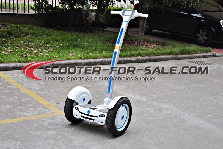 scooter with 2 front wheels