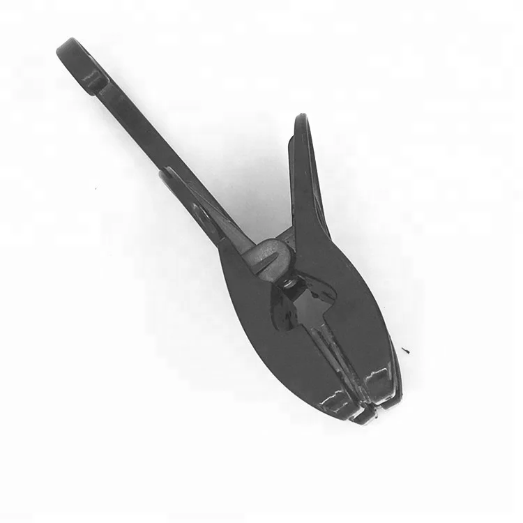 plastic-hanger-for-shoes-used-in-supermarket.jpg