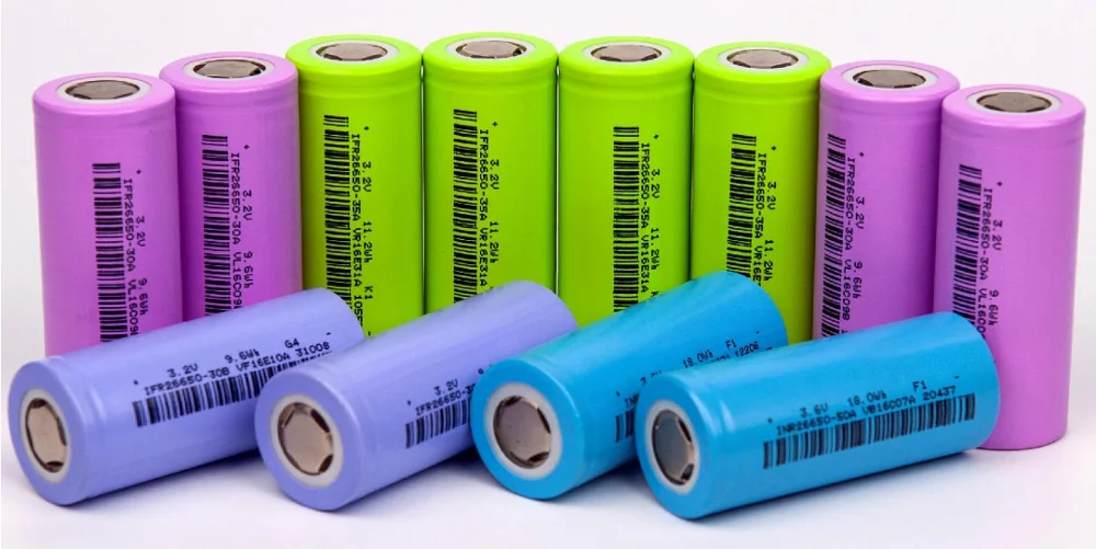 Батарея 4 s. "Lifepo4" Battery Cells. Аккумулятор lifepo4 26650 3000mah 3.2в 20а. Батарейный отсек 26650 lifepo4. Lifepo4 аккумулятор незащищенный HLY 26650 8000mah.