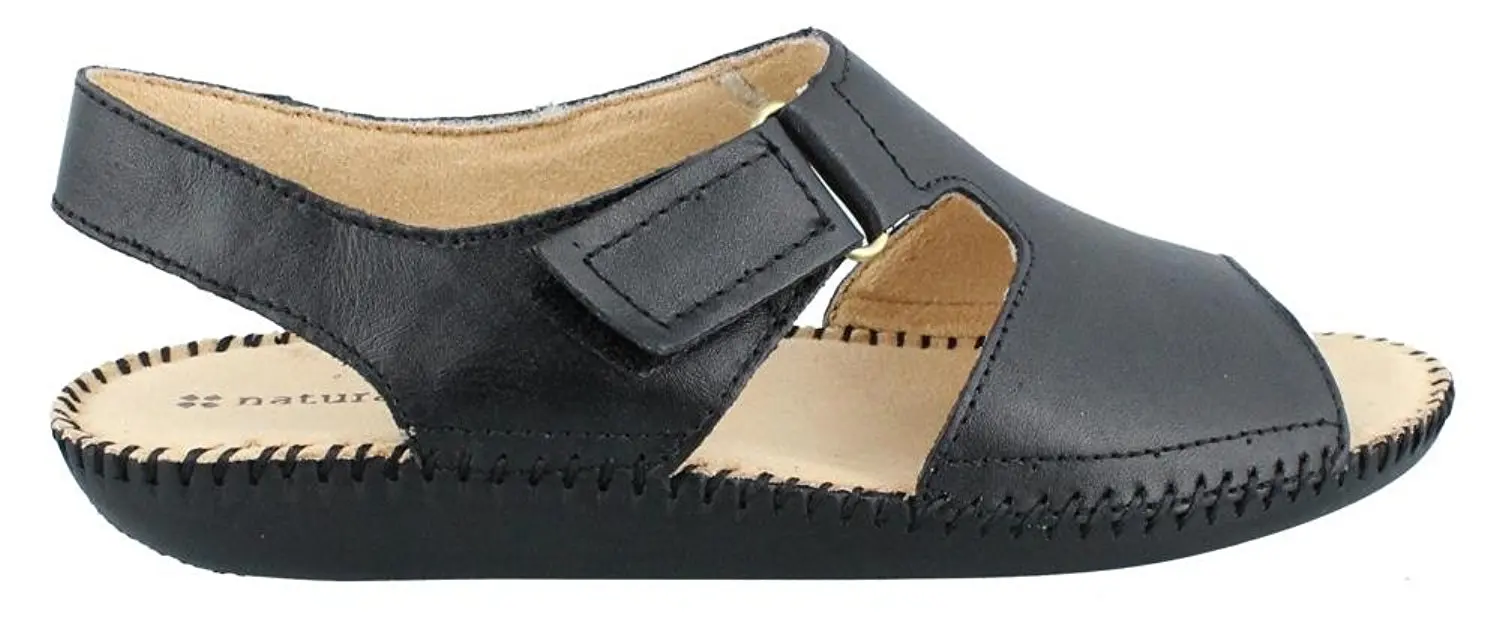 naturalizer shoes low heel