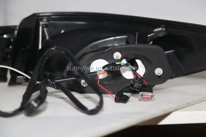 LED Tail Lam For MAZDA 3 Axela 2015  TW